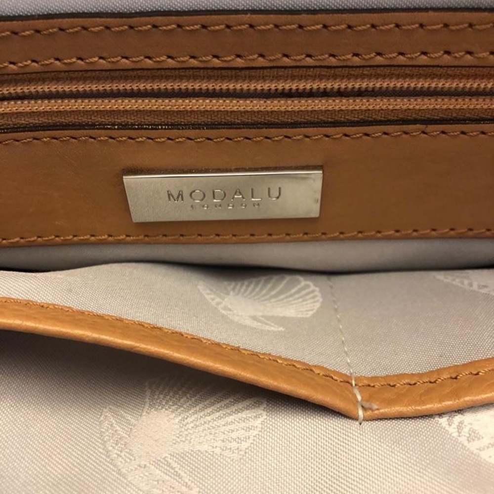 Modalu Handbag - Picture 8 of 12